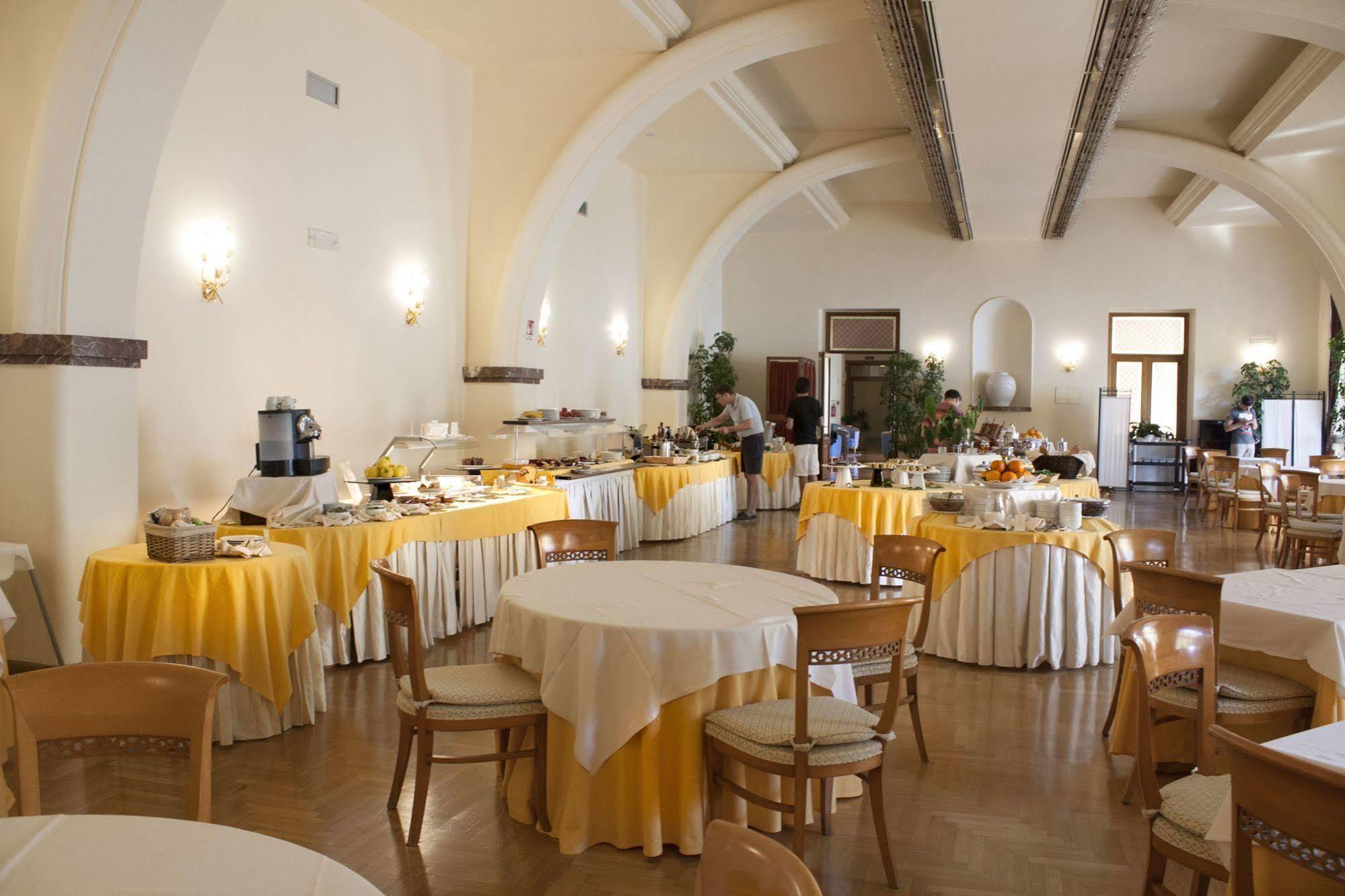 Grand Hotel Miramare Taormina Exterior photo